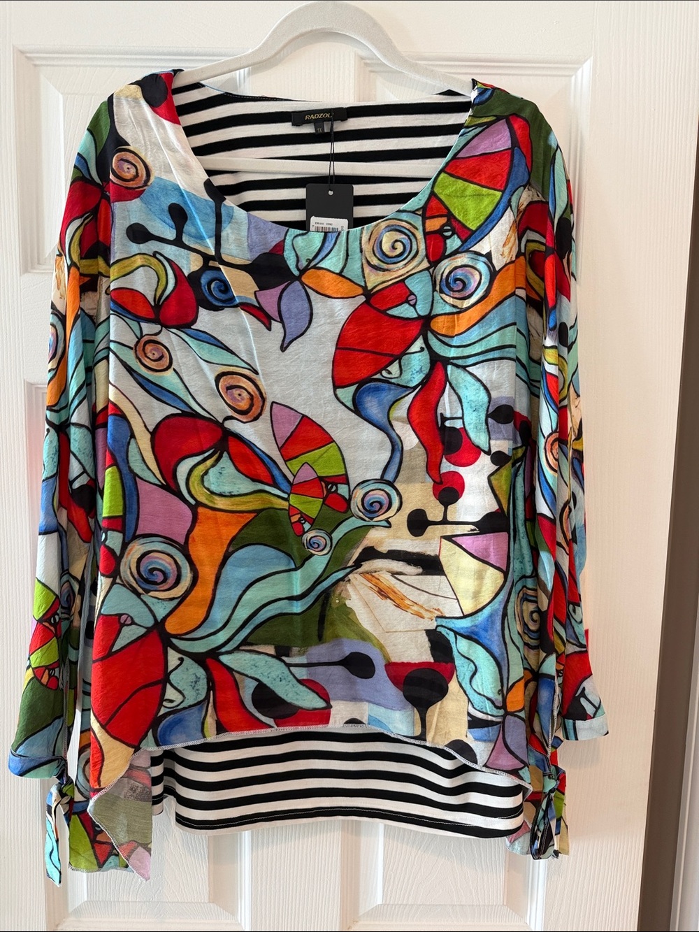 Colorful Abstract Print Long Sleeve Women's Top